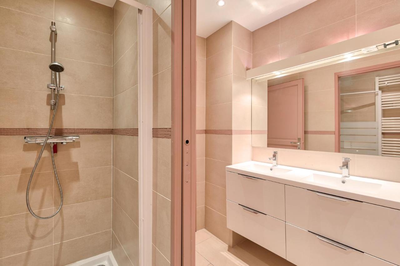 Апартаменты Artist And Design Loft - 10 Guests - 5 Min From Metro Париж Экстерьер фото